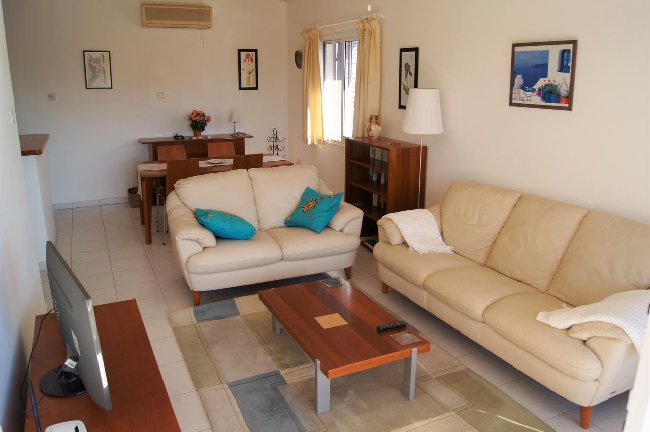Paradise Gardens Prestige And Lovely Apartment Paphos Luaran gambar